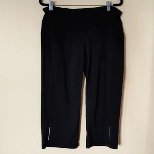 Athleta capris size M